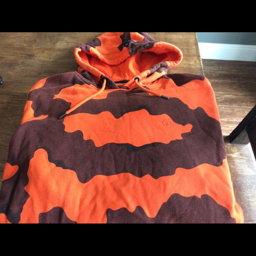 10 Deep Hoodie